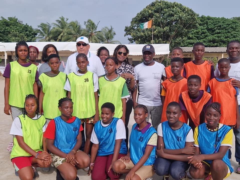 TOURNOI DE FOOTBALL FEMININ /JOURNEE DE LOISIR DEDIÉE AUX ENFANTS D'ABIDJAN